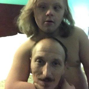 Meet your Posher, Clarence